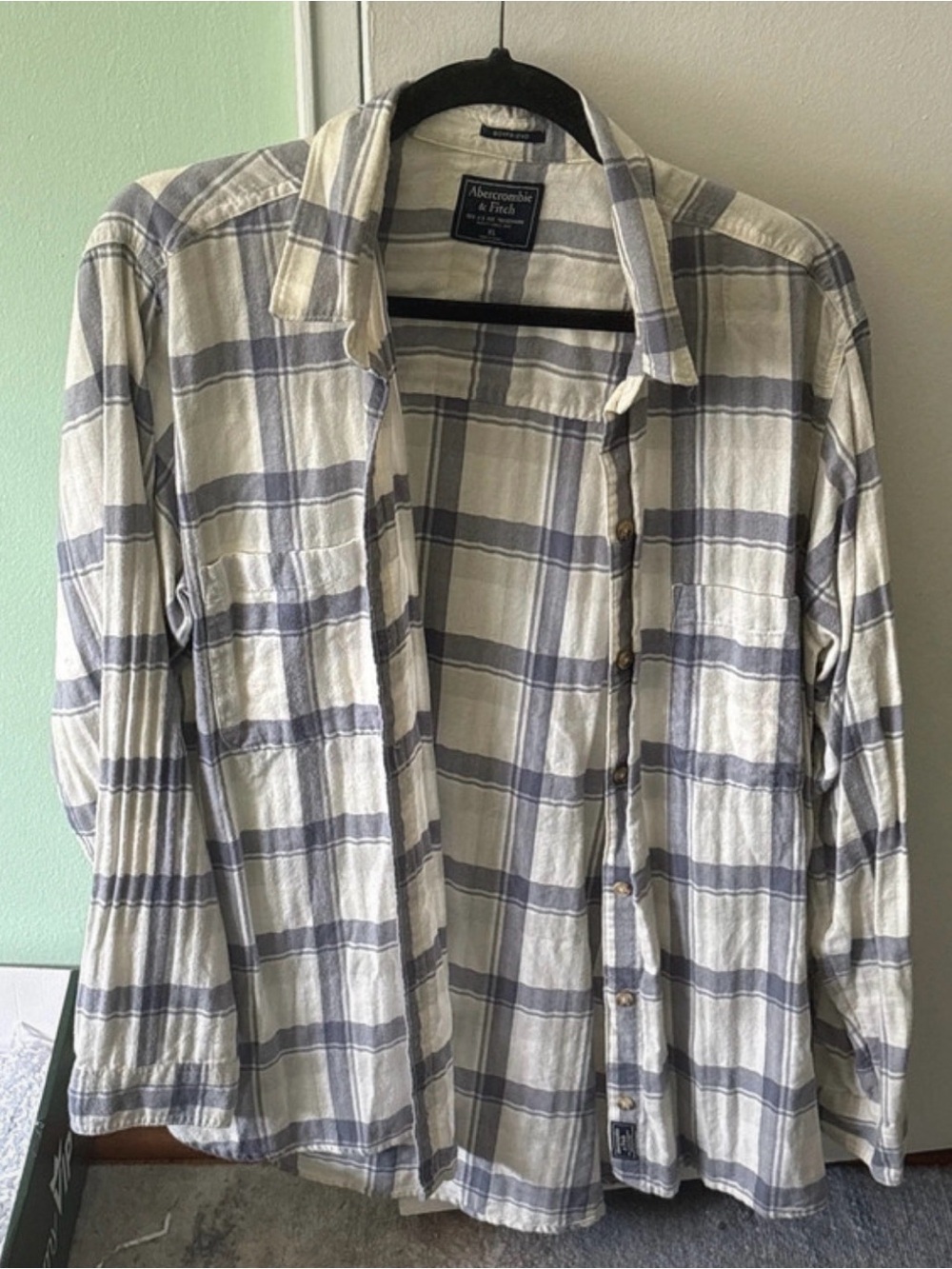 Abercrombie & Fitch blue and white Plaid Flannel Shirt, size XL